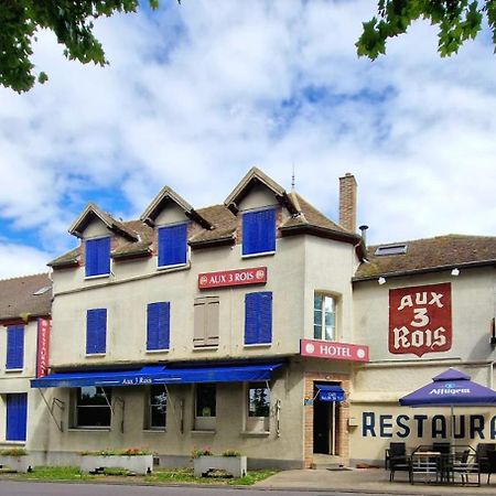 Hotel Aux Trois Rois Pont-Sur-Yonne Exteriér fotografie